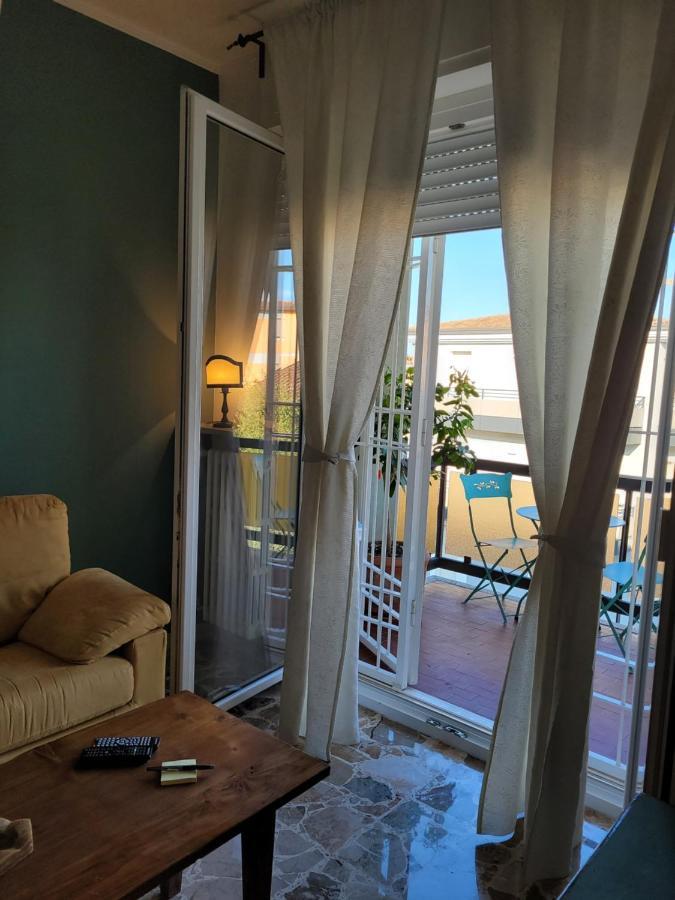 Apartmán Garda Best Living Desenzano del Garda Exteriér fotografie