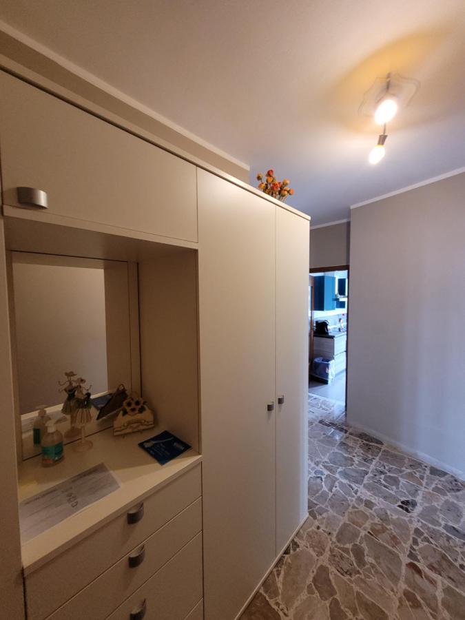 Apartmán Garda Best Living Desenzano del Garda Exteriér fotografie