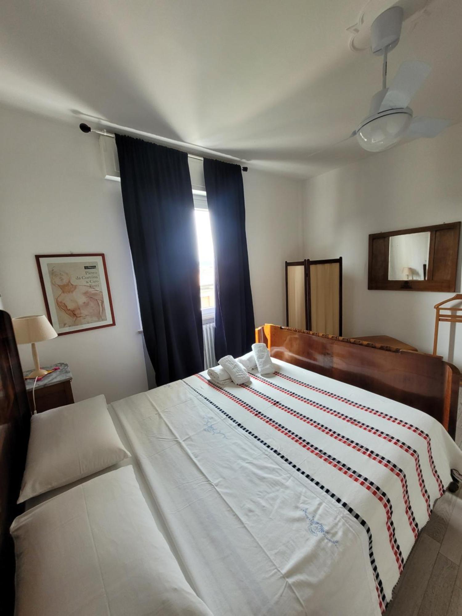 Apartmán Garda Best Living Desenzano del Garda Exteriér fotografie